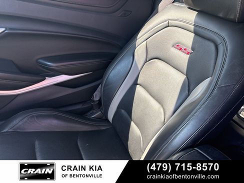 Used 2016 Chevrolet Camaro SS image 17