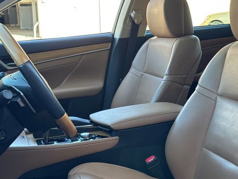 Used 2013 Lexus GS 450h w/ Luxury Pkg RWD image 5