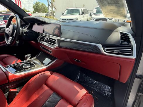 Used 2022 BMW X5 M w/ Executive Package AWD/4WD image 21
