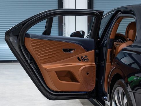 Used 2020 Bentley Flying Spur W12 w/ First Edition Specification AWD/4WD image 28