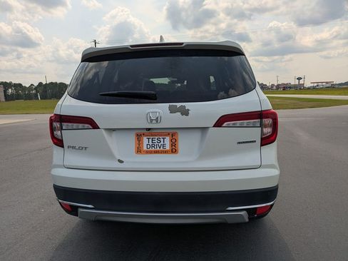 Used 2019 Honda Pilot Touring image 5