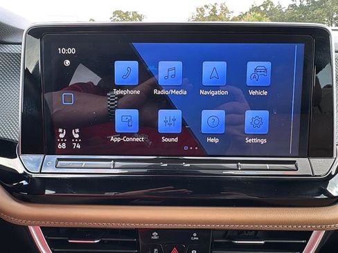 Certified 2024 Volkswagen Atlas Cross Sport SEL R-Line image 22