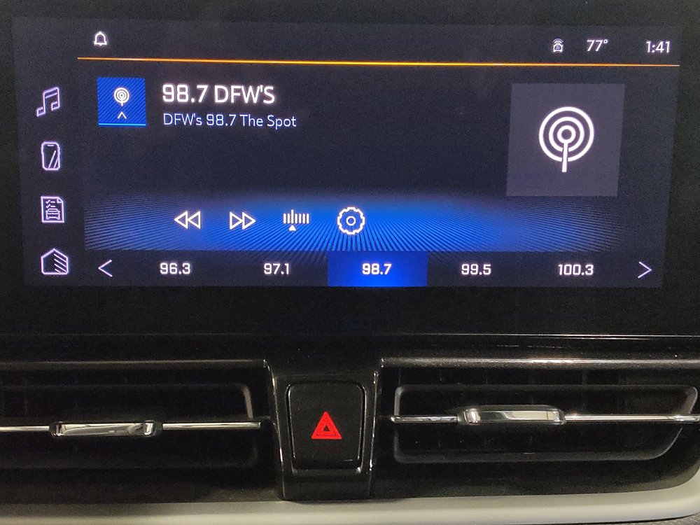Used 2025 Chevrolet TrailBlazer LT AWD/4WD image 25