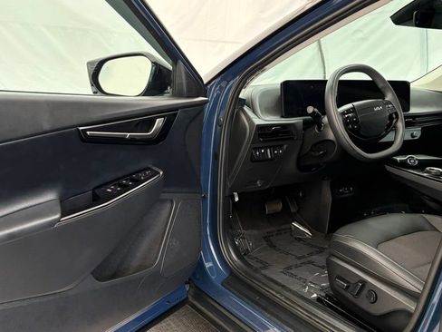 Used 2025 Kia EV6 Light AWD/4WD image 35