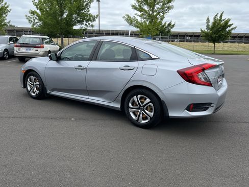 Used 2018 Honda Civic LX image 3