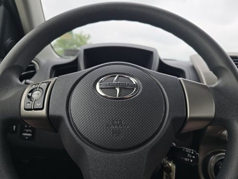 Used 2014 Scion xD FWD image 12