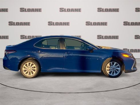 Used 2023 Toyota Camry LE image 6