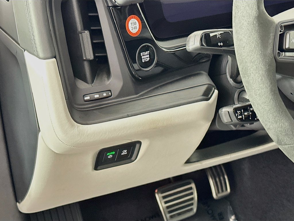 New 2026 Porsche Cayenne GTS AWD/4WD image 11