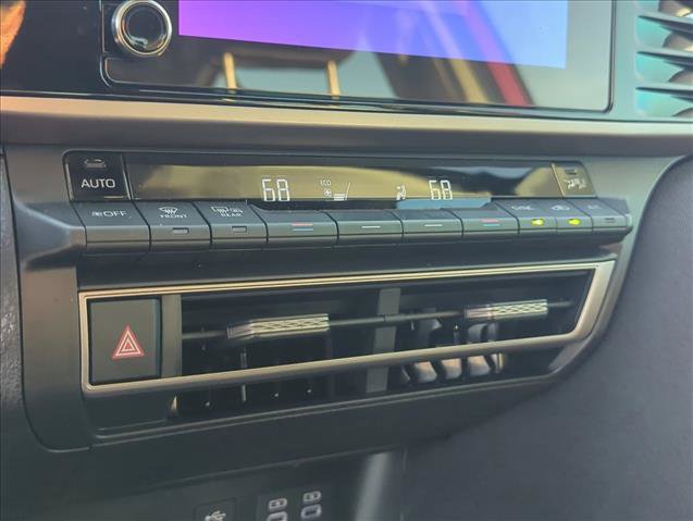 Used 2026 Toyota Camry LE FWD image 24