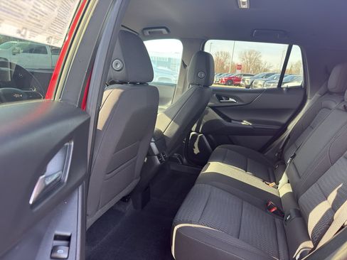 Used 2026 Chevrolet Equinox LT w/ Safety and Technology Package image 29