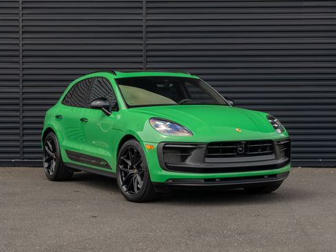 Certified 2025 Porsche Macan GTS AWD/4WD image 10