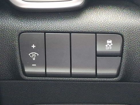 Used 2018 Kia Sportage LX AWD/4WD image 25
