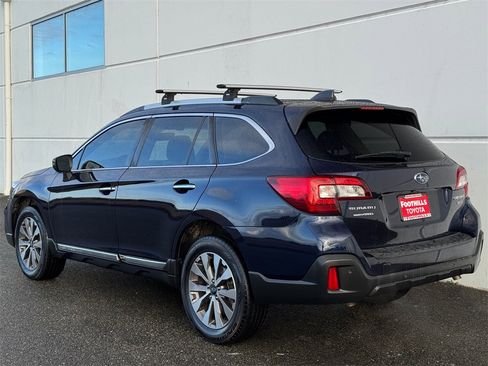 Used 2018 Subaru Outback 3.6R Touring image 5
