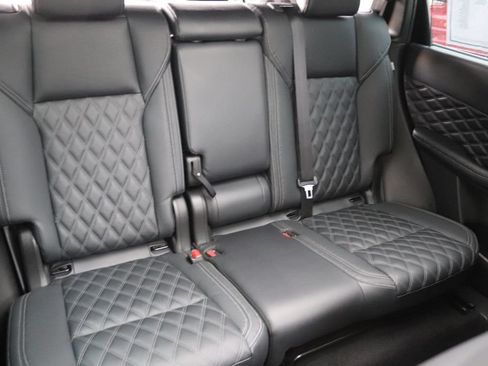 Used 2023 Mitsubishi Outlander SEL Black Edition AWD/4WD image 6