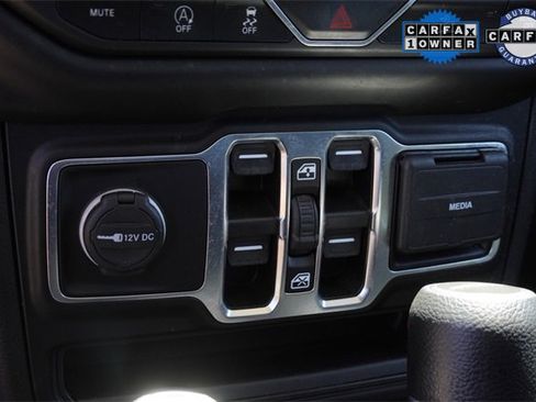 Certified 2021 Jeep Gladiator Sport image 23