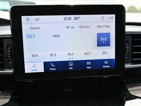 Used 2023 Ford Explorer Limited w/ Equipment Group 301A RWD image 17