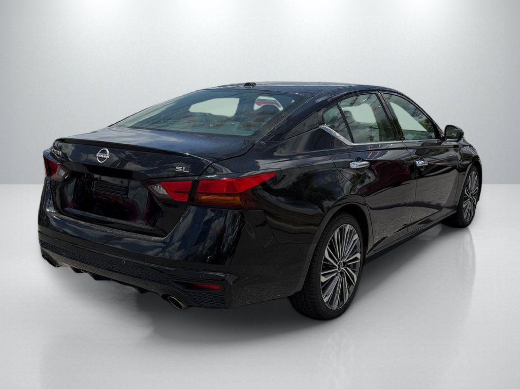 Used 2023 Nissan Altima 2.5 SL FWD image 5