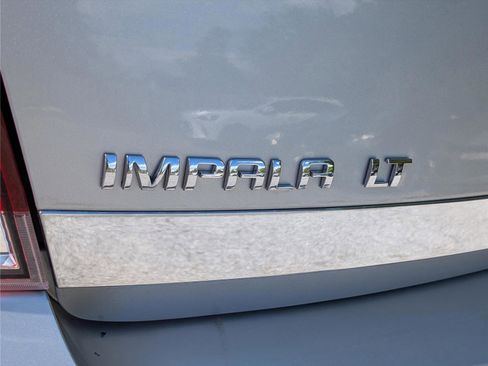 Used 2011 Chevrolet Impala LT FWD image 9
