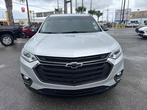 Used 2021 Chevrolet Traverse Premier FWD image 3