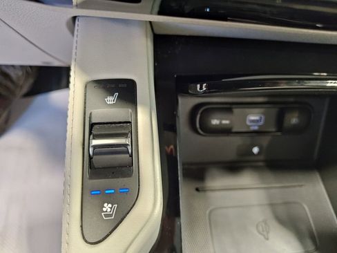 Used 2022 Kia Telluride EX w/ EX Premium Package AWD/4WD image 24