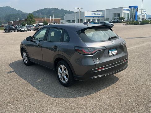 Used 2024 Honda HR-V LX image 5