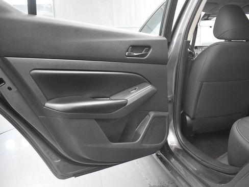 Used 2024 Nissan Altima 2.5 S image 16