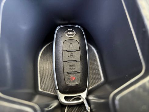 Used 2025 Nissan Sentra SV FWD image 21