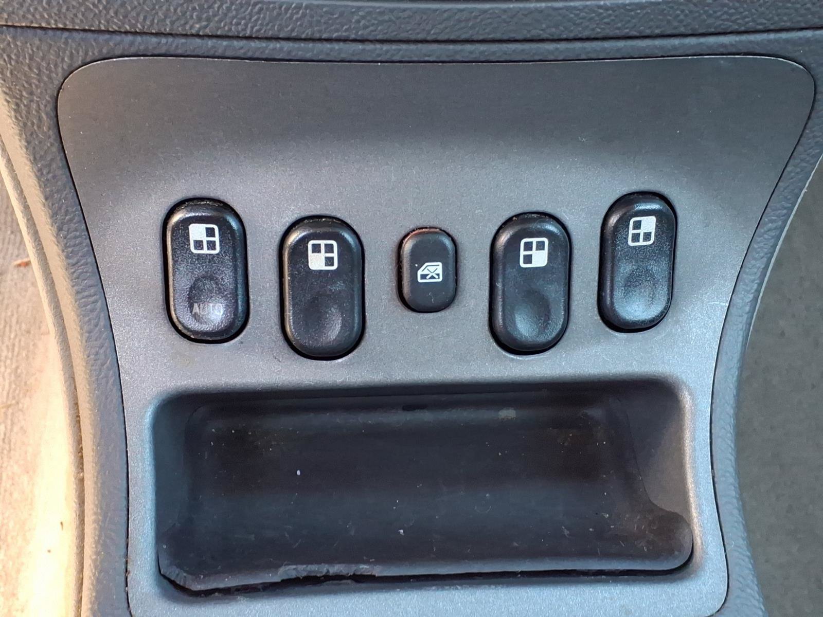 Used 2006 Chevrolet HHR LT w/ Preferred Equipment Group FWD image 14