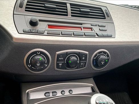 Used 2003 BMW Z4 3.0i image 14