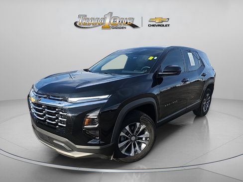 Used 2026 Chevrolet Equinox LT w/ Convenience Package II image 4