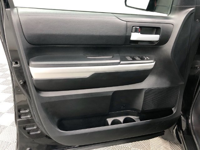 Used 2017 Toyota Tundra SR5 AWD/4WD image 13