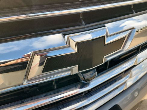Used 2025 Chevrolet Tahoe LT w/ Comfort Package RWD image 32