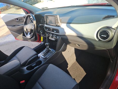 Used 2019 Hyundai Kona SE image 16
