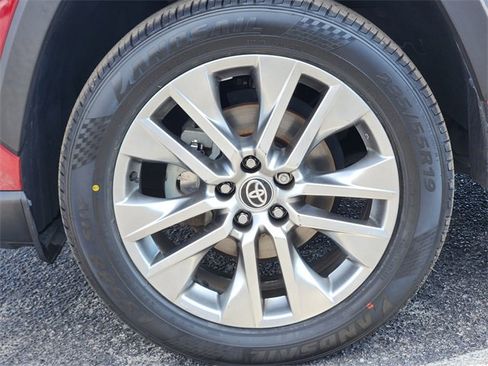 Used 2023 Toyota RAV4 Limited image 8