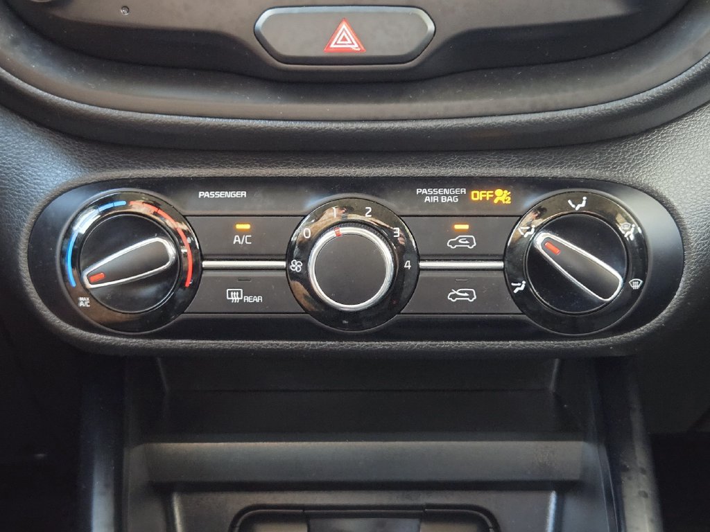 Used 2022 Kia Soul LX w/ Technology Package FWD image 22