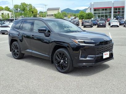 New 2026 Toyota RAV4 XSE w/ Illumination Package (TMS)