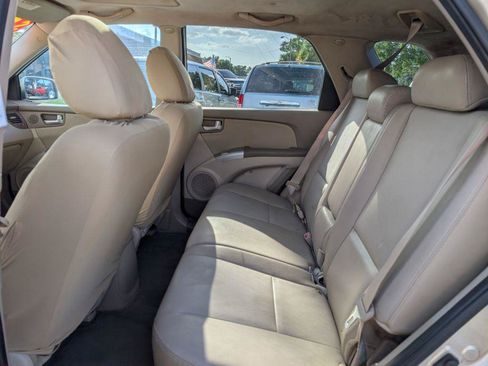 Used 2009 Kia Sportage EX w/ Leather Pkg FWD image 10