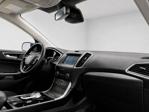 Used 2019 Ford Edge SEL w/ Equipment Group 201A AWD/4WD image 38