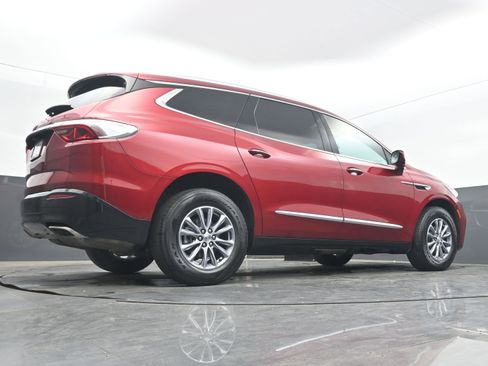 Used 2024 Buick Enclave Premium image 28