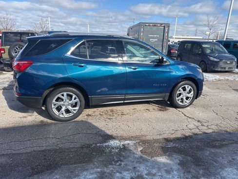Used 2021 Chevrolet Equinox Premier w/ LPO, Floor Liner Package image 8