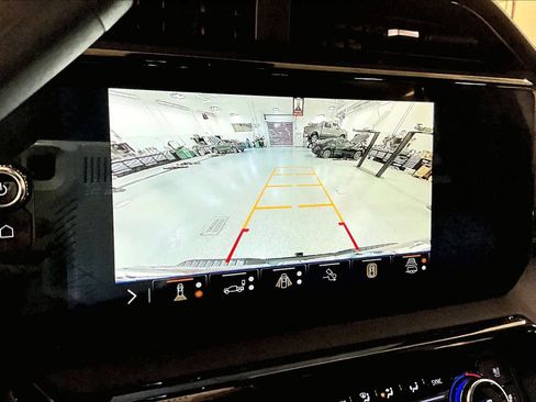 Used 2025 GMC Sierra 2500 AT4 w/ AT4 Premium Plus Package AWD/4WD image 60