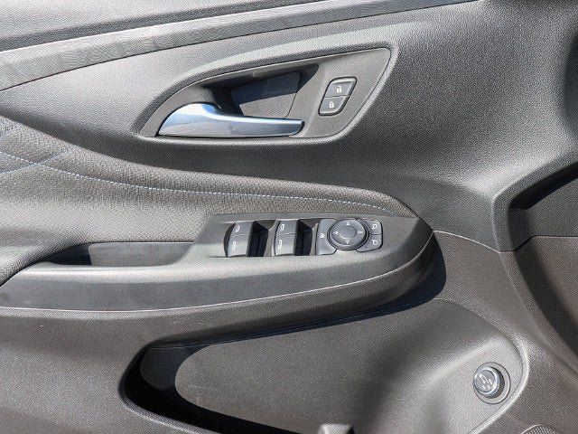 Used 2025 Buick Envista Sport Touring w/ Convenience I Package FWD image 14