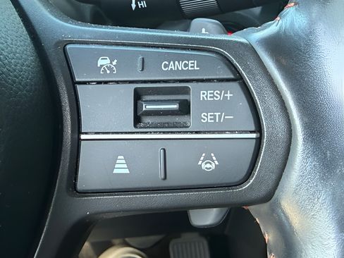 Used 2023 Honda CR-V Sport image 17