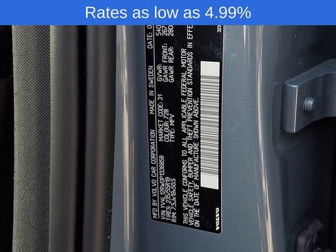 Certified 2023 Volvo XC60 B5 Plus w/ Climate Package image 27