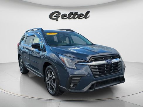 Used 2024 Subaru Ascent Limited w/ Technology Package AWD/4WD image 3