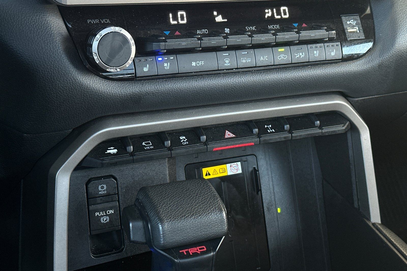 Used 2024 Toyota Tundra Limited w/ TRD Off-Road Package AWD/4WD image 18