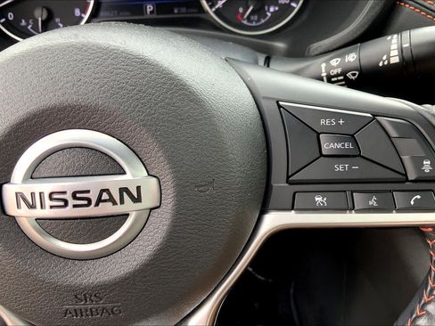 Used 2023 Nissan Sentra SR w/ Electronics Package FWD image 25