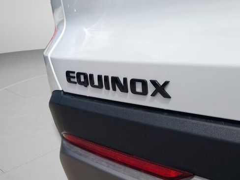 New 2026 Chevrolet Equinox LT image 5
