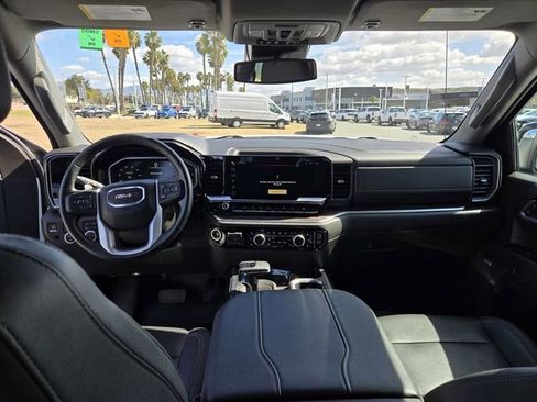 Used 2023 GMC Sierra 1500 SLT w/ SLT Convenience Package image 16