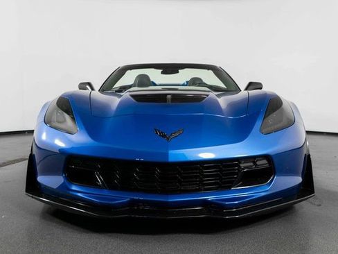 Used 2015 Chevrolet Corvette Z06 w/ 3LZ Preferred Equipment Group image 3